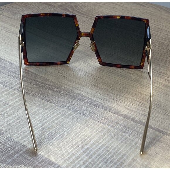 Dior 30 Montaigne Tortoise Dark Havana Oversized Square Gradient Sunglasses - Picture 8 of 16